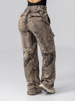 Pre Order Contour Cargo Sweatpants - Camo