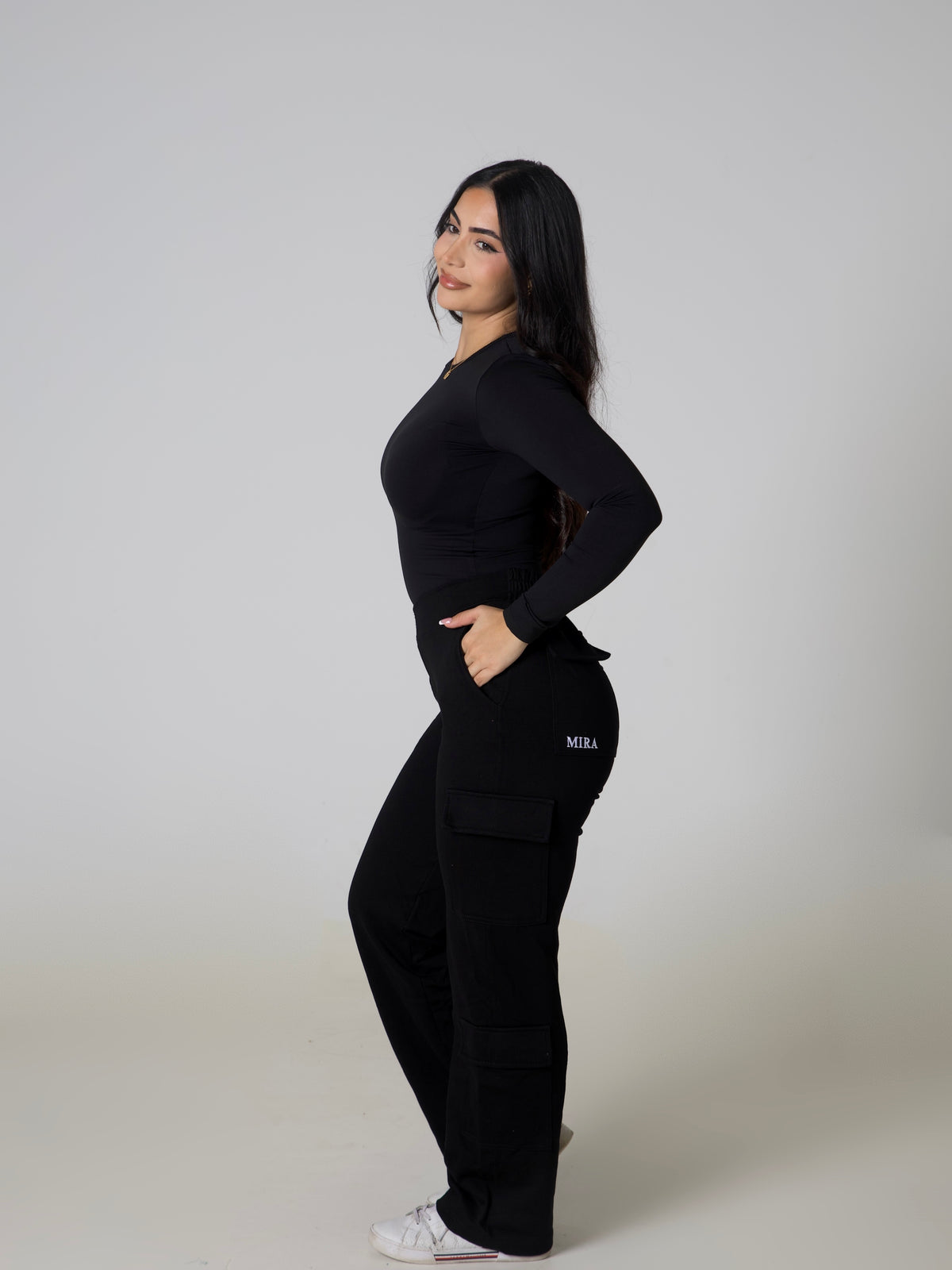 V Sculpt BBL Cargo Sweatpants - Midnight